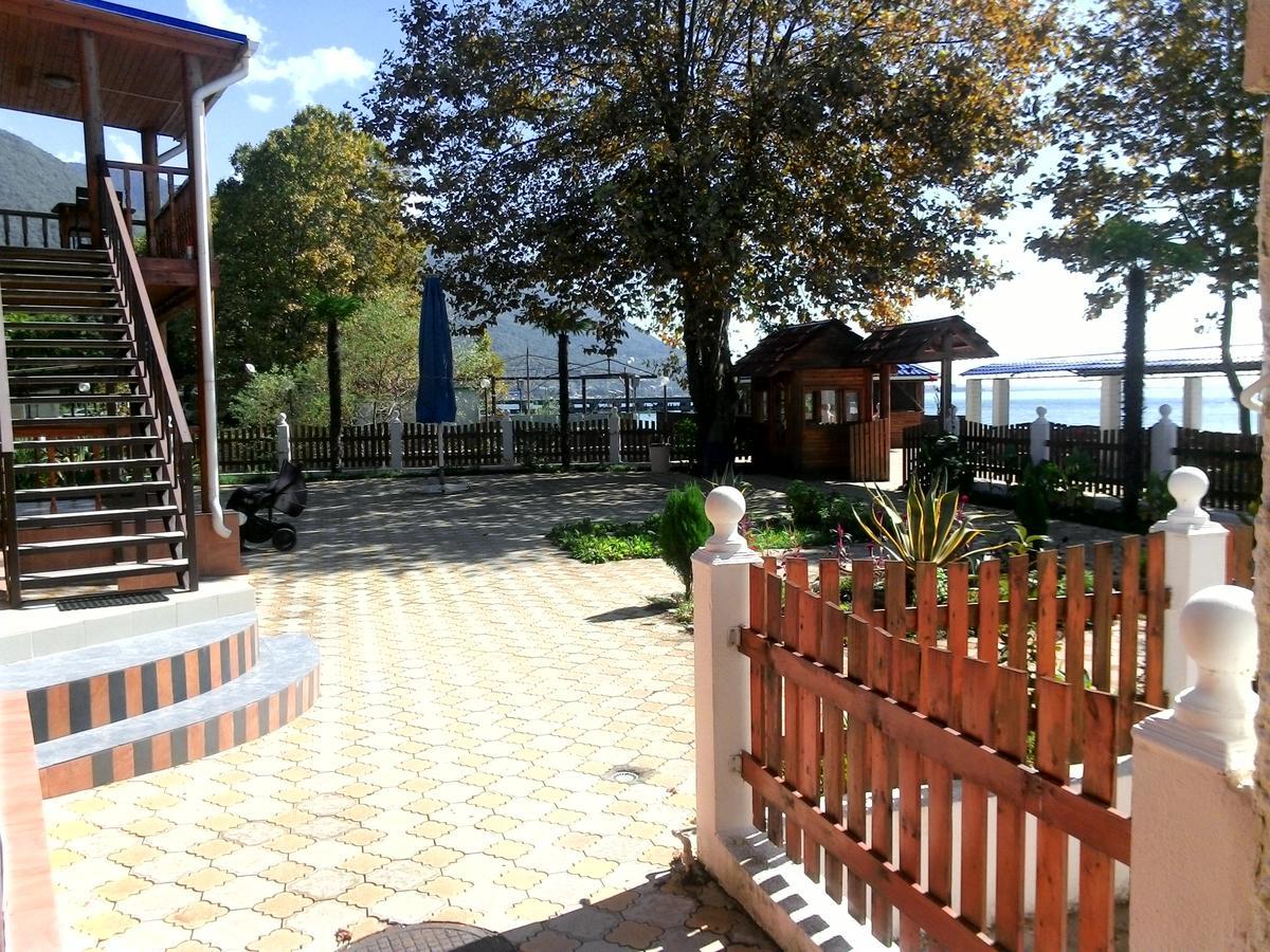 Старые Гагры גגרה מראה חיצוני תמונה